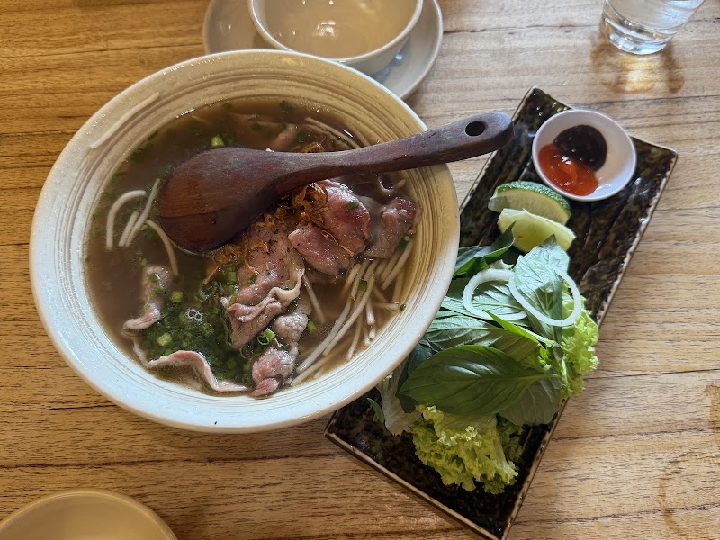Red Sparrow - Red Sparrow, 11 Dempsey Rd, #01-18, 249673, Singapore 249673