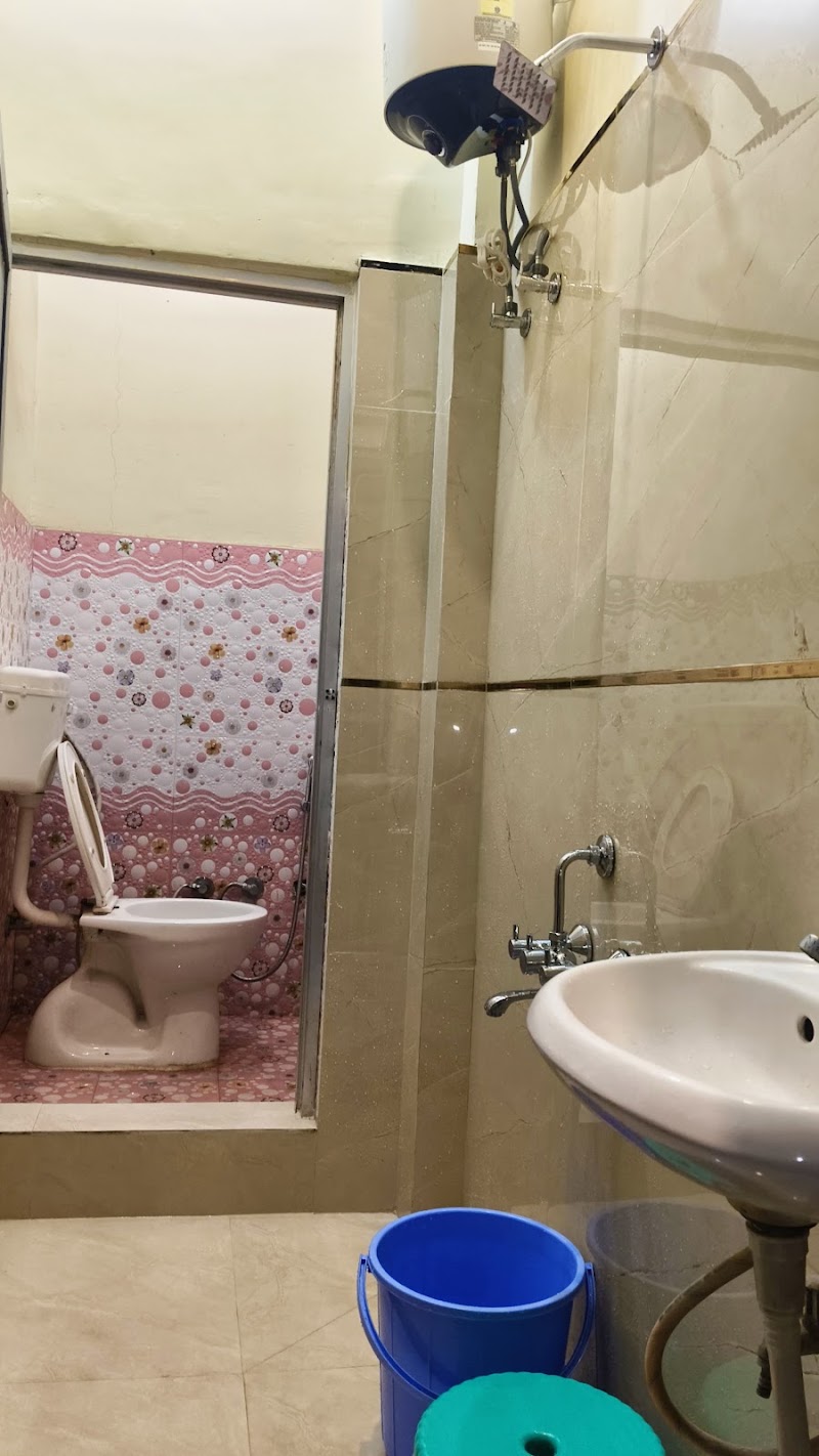 OM HOME STAY AYODHYA - OM HOME STAY AYODHYA Saketpuri, Deokali, Faizabad, Ayodhya, Uttar Pradesh 224001, India