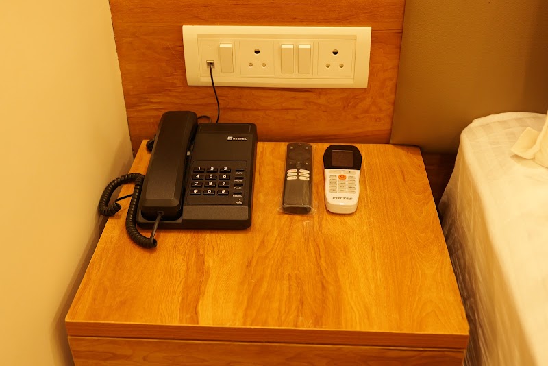 Hotel Paradise Premier - Hotel Paradise Premier Saguna Khagaul Rd, behind Curis Hospital, Saguna More, Balaji Nagar, New Tarachak, R K Puram, Patna, Bihar 801503, India