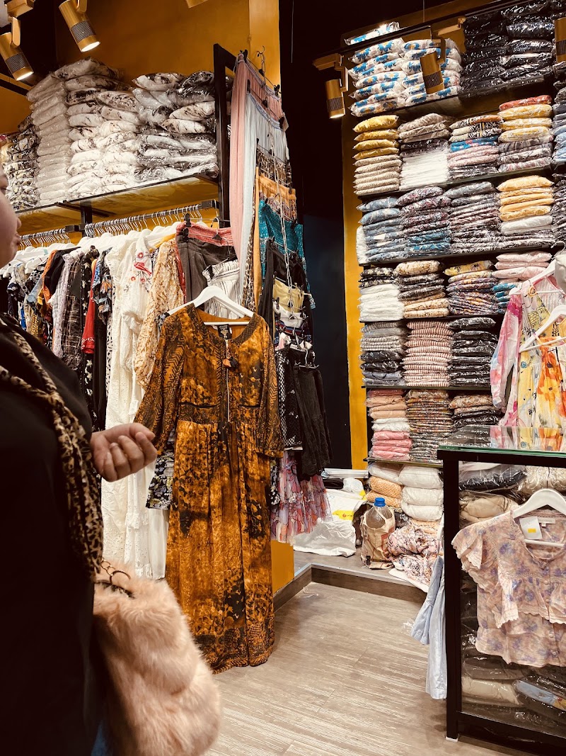 Zaid & Zafar - Zaid & Zafar shop no 2, Venus, ELCO Arcade, Market, Ranwar, Bandra West, Mumbai, Maharashtra 400050, India