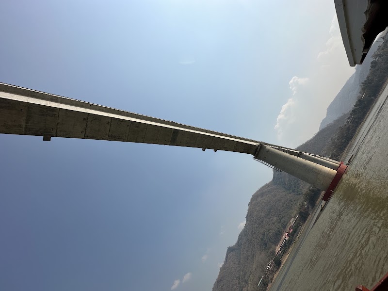 Railway Bridge - Railway Bridge, W6M4+JCX, 13, Pha O, Laos