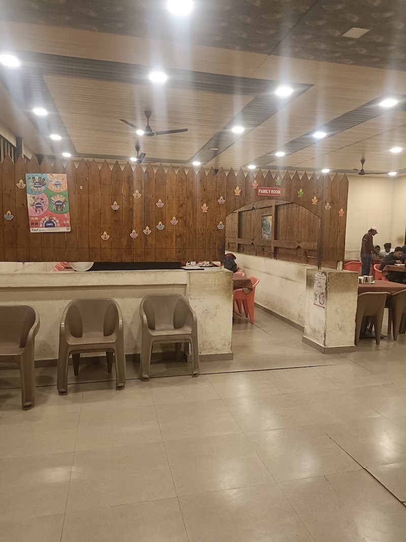 Subhanmangal Veg Non Veg Family Restaurant - Subhanmangal Veg Non Veg Family Restaurant Pune-Bangalore Highway, Moh tarf shirwal, Maharashtra 412801, India