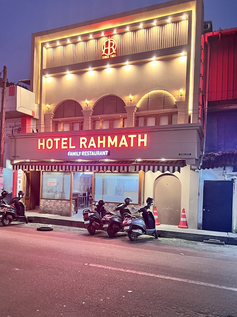 Hotel Rahmath - Hotel Rahmath Aravind Ghosh Rd, near Mathrubhumi Office, Mananchira, Kozhikode, Kerala 673001, India