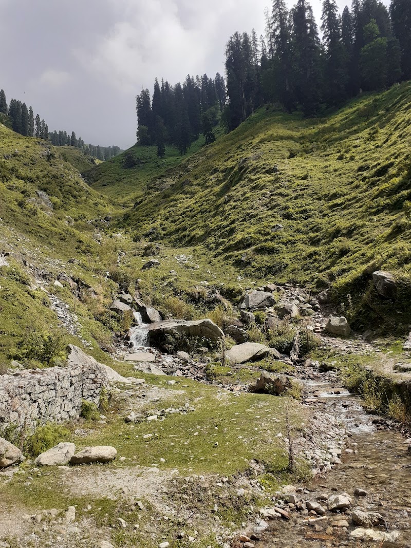 Sethan Waterfall - Sethan Waterfall, 763Q+37, Bashisht, Himachal Pradesh 175143, India