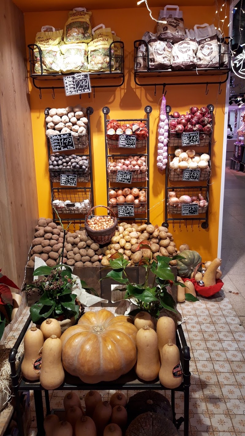 Carmel Market - Carmel Market Carrer del Llobregós, 149, Horta-Guinardó, 08032 Barcelona, Spain
