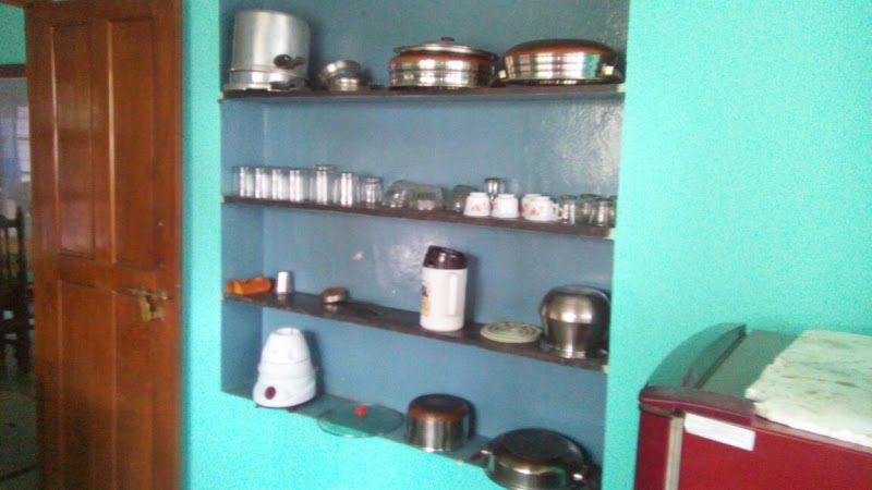 Eshwari inn Homestay - Eshwari inn Homestay Dechoor Rd, behind CVS Workshop, near rajshekar homeneeds, Dechoor, Madikeri, Karnataka 571201, India