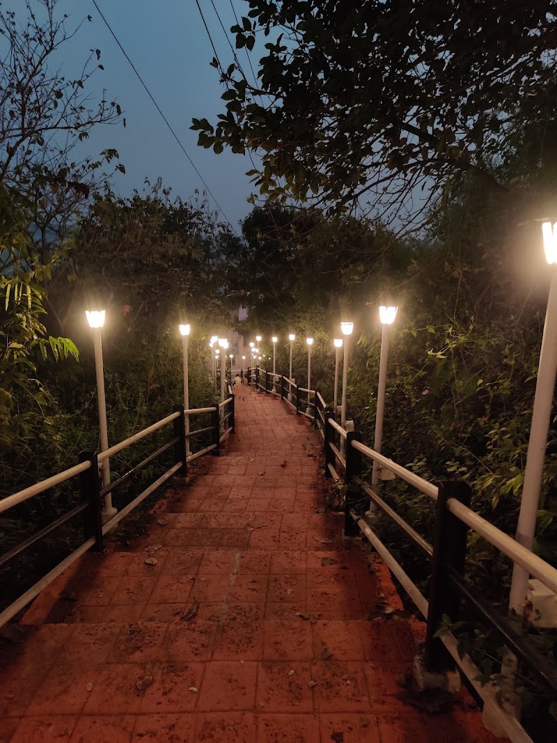 Vengurla Light House - Vengurla Light House, Vengurla Bandar Rd, Vengurla, Maharashtra 416516, India