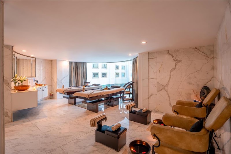 Radisson Blu Hotel, Ludhiana - Radisson Blu Hotel, Ludhiana Mbd Neopolis, Ferozepur Rd, Aman Park, New Sunder Nagar, Ludhiana, Punjab 141012, India