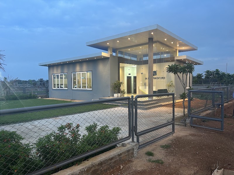 SB Centrum - SB centrum, Janjgiri, NH 6, near sai dham temple, Charoda, Chhattisgarh 490025, India