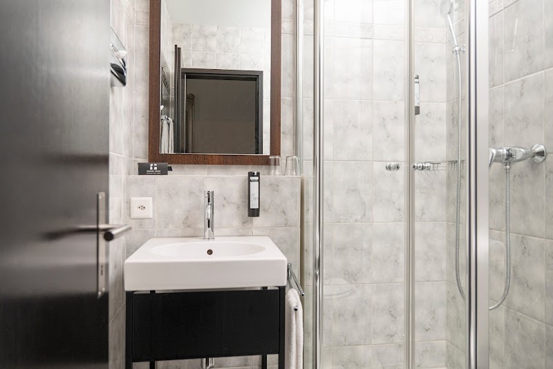 Boutique Hotel Weisses Kreuz - Boutique Hotel Weisses Kreuz Furrengasse 19, 6004 Luzern, Switzerland
