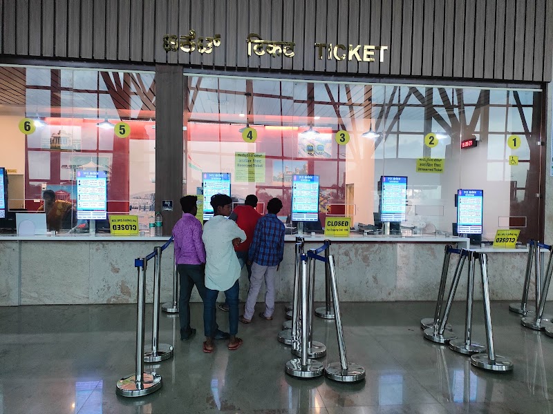 Sir M. Visvesvaraya - Sir M. Visvesvaraya Sathya Nagar, Maruthi Sevanagar, Bengaluru, Karnataka 560033, India