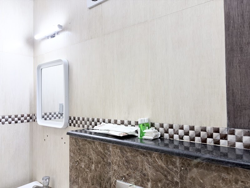 Malaysia Inn - Malaysia Inn 27, Gopalakrishna St, Pondy Bazaar, T. Nagar, Chennai, Tamil Nadu 600017, India