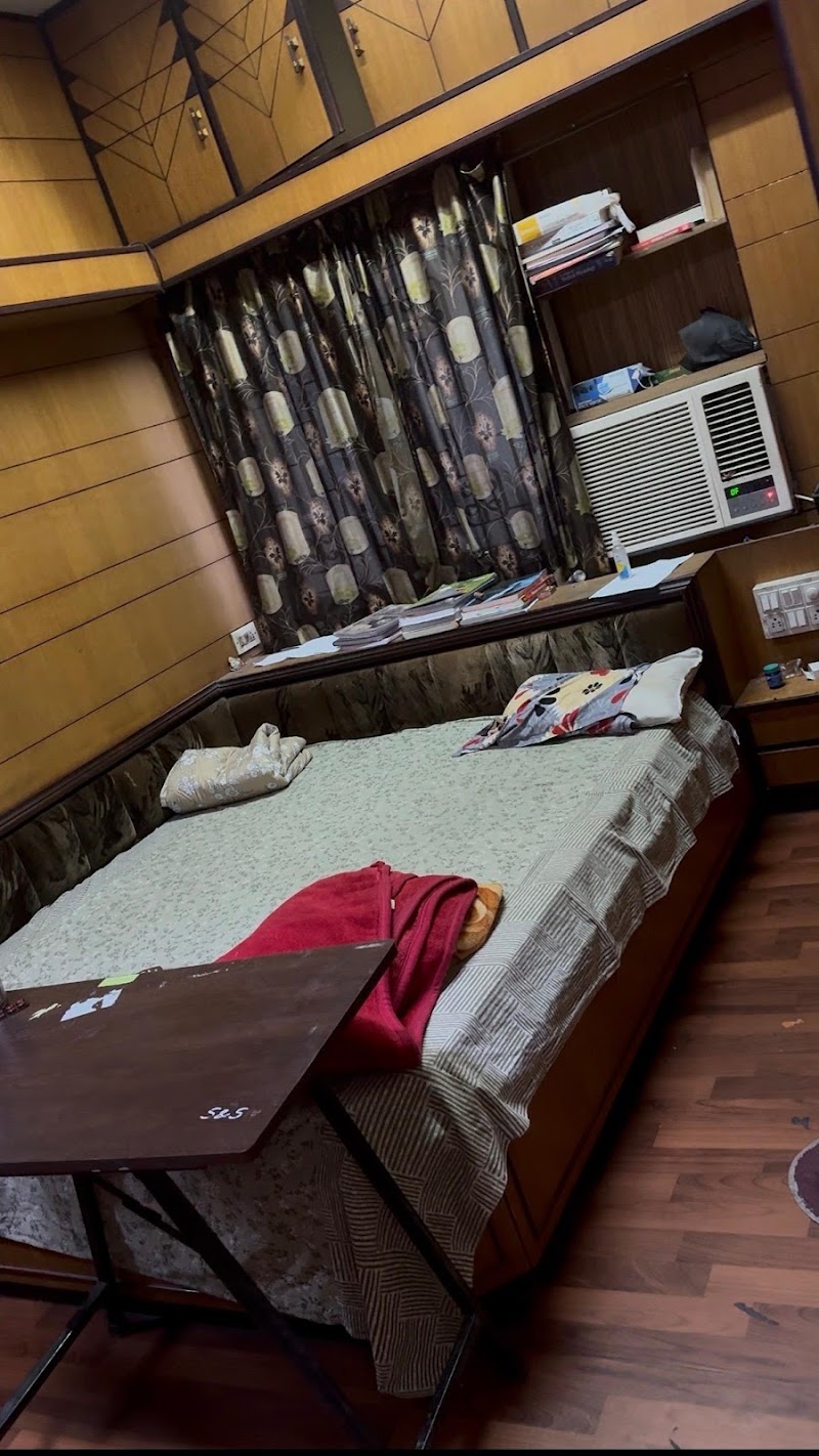 Re Rental Devendra Nagar Girls PG - Re Rental Devendra Nagar Girls PG, near Khilona Fancy, Sai Nagar, Sai Vihar Colony, Raipur, Chhattisgarh 492001, India