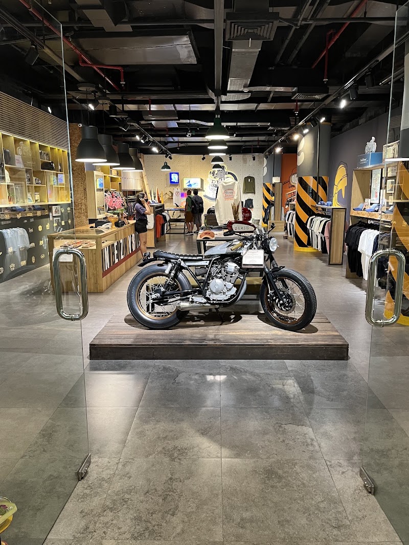 Deus Ex Machina - Kuta - Deus Ex Machina - Kuta, Kuta, Badung Regency, Bali 80361, Indonesia