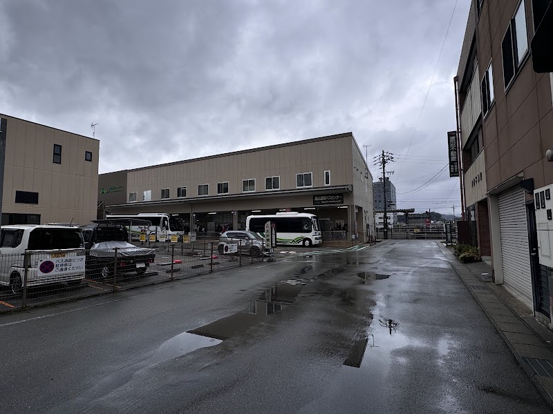 Takayama Nohi Bus Center - Takayama Nohi Bus Center, 6 Chome Hanasatomachi, Takayama, Gifu 506-0026, Japan