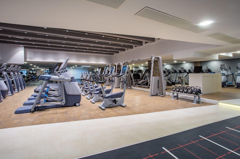 Crowne Plaza Zurich by IHG - Crowne Plaza Zurich by IHG Badenerstrasse 420, 8040 Zürich, Switzerland