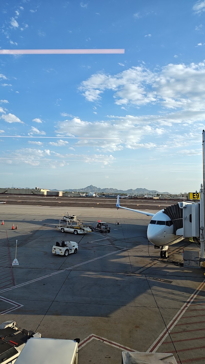 Terminal 3 - Terminal 3, 3400 Sky Harbor Blvd, Phoenix, AZ 85034, USA