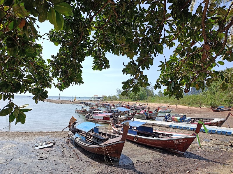 Ao Nam Mao Beach - Ao Nam Mao Beach บ้านอ่าวน้ำเมาหรือท่าเรืออ่าวน้ำเมา Tambon Sai Thai, Amphoe Mueang Krabi, Chang Wat Krabi 81000, Thailand