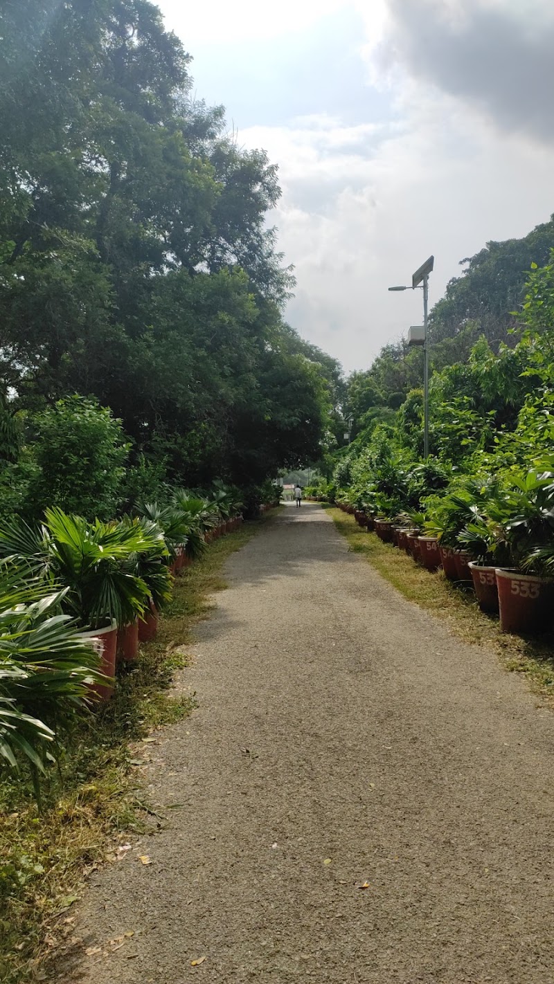 Gate 5, Azad Park - Gate 5, Azad Park, Panna Lal Rd, George Town, Prayagraj, Uttar Pradesh 211002, India
