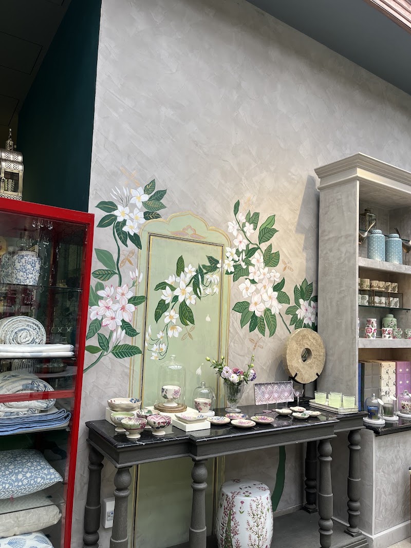 Good Earth Gurgaon - Good Earth Gurgaon, Ground and First Floor, Grand View High Street, Golf Course Ext Rd, Sector 58, Gurugram, Haryana 122098, India