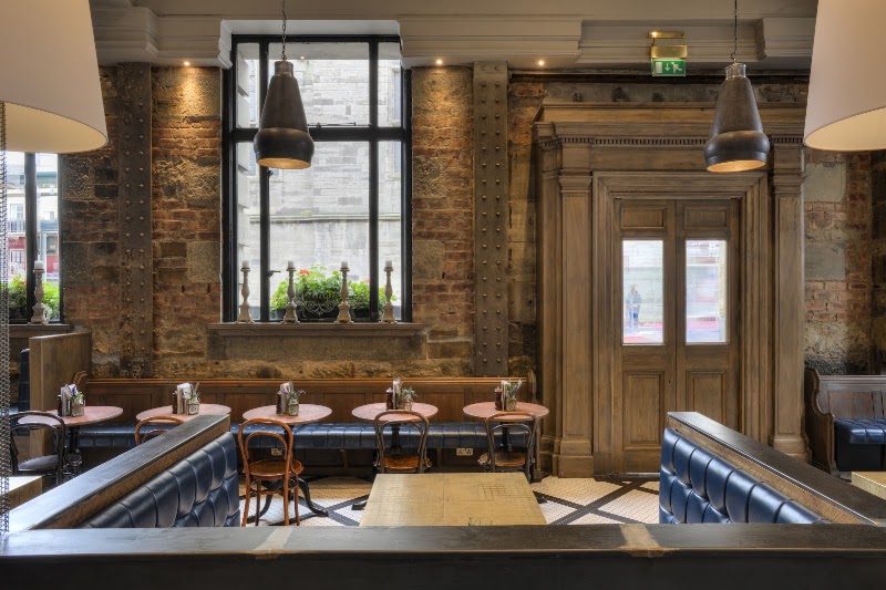 The Inn On The Mile - The Inn On The Mile, 82 High St, Edinburgh EH1 1LL, UK