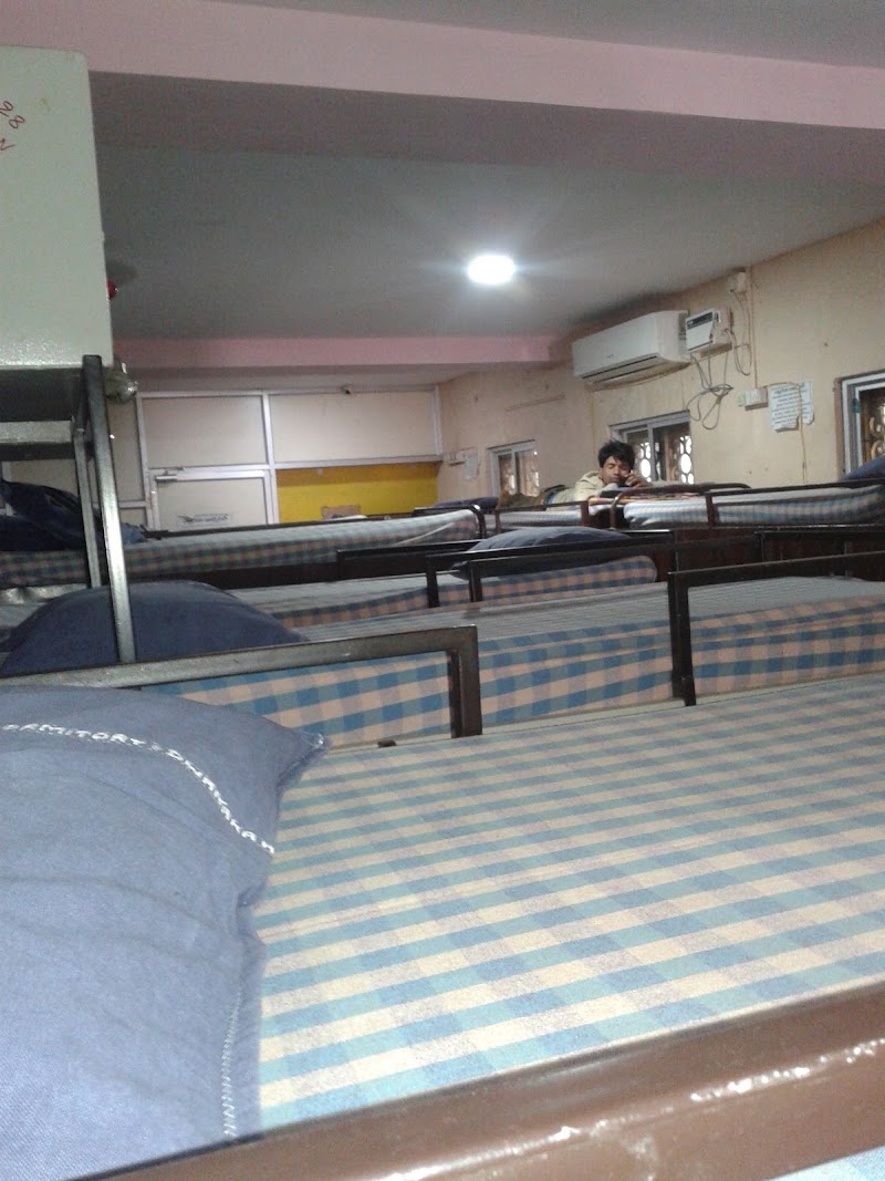 Dormitory - Dormitory Shop No. 48-19-8, RTC Complex, Waltair Station Approach Rd, Beside Shravan Xerox, Dwaraka Nagar, Visakhapatnam, Andhra Pradesh 530016, India