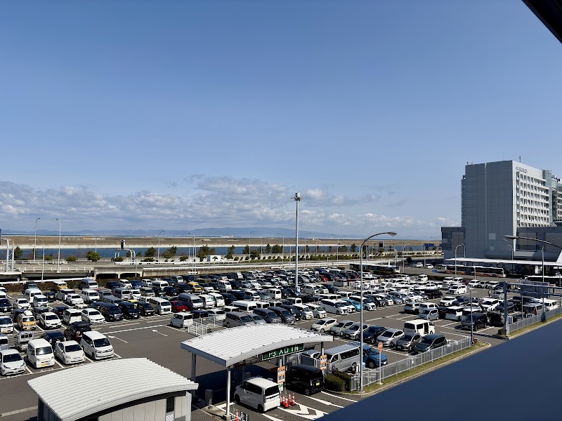 Kansai International Airport Parking Lot 1 - Kansai International Airport Parking Lot 1, 1 Senshūkūkōnaka, Tajiri, Sennan District, Osaka 549-0011, Japan