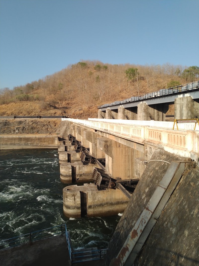 Sardar Sarovar Dam Reservoir