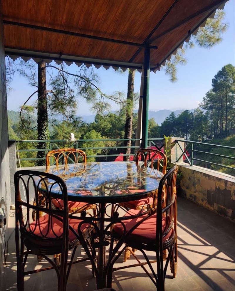 Bunker In The Hills - Bunker In The Hills Garkhal Kanda Rd, Kasauli, Himachal Pradesh 173201, India