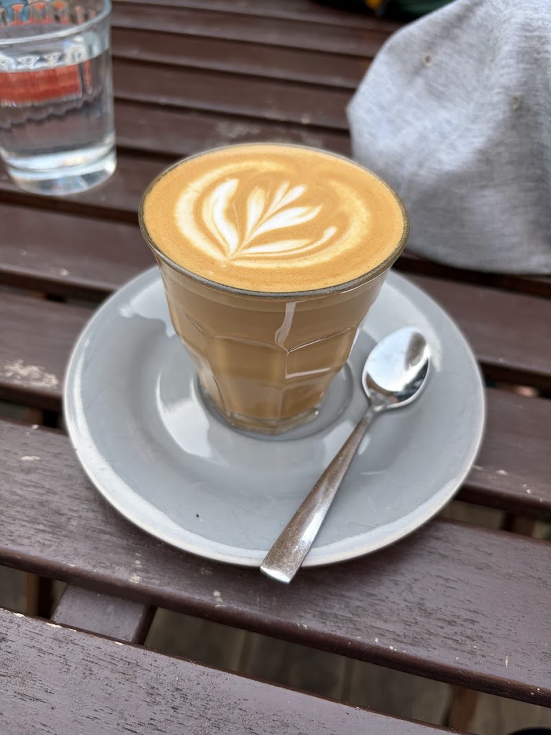 Café v zahradě - Café v zahradě nám. Bratří Synků 400/12, 140 00 Praha 4-Nusle, Czechia