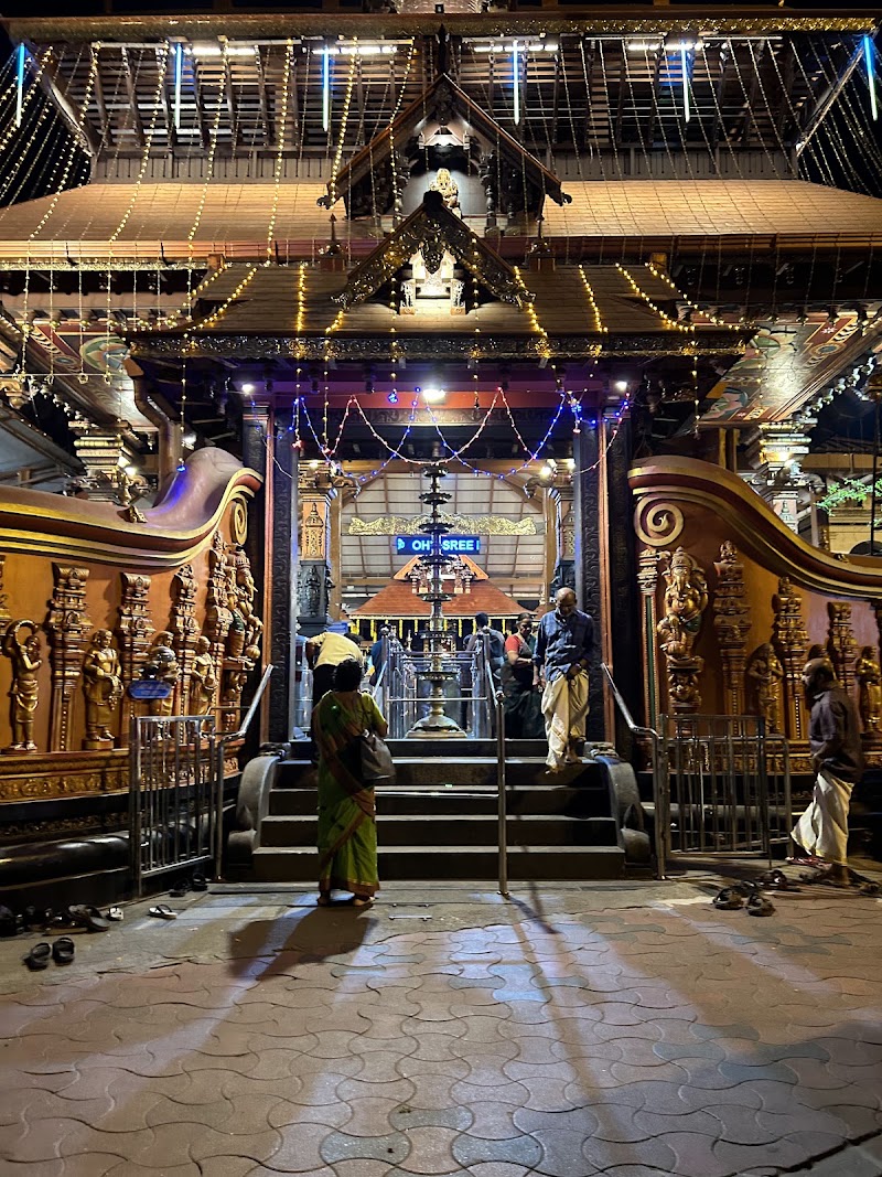 Pazhavangaadi Sree Maha Ganapathy Temple - Pazhavangaadi Sree Maha Ganapathy Temple FWMW+RWP, Padmavilasam Rd, Pazhavangadi, Padma Nagar, Pazhavangadi, Thiruvananthapuram, Kerala 695023, India