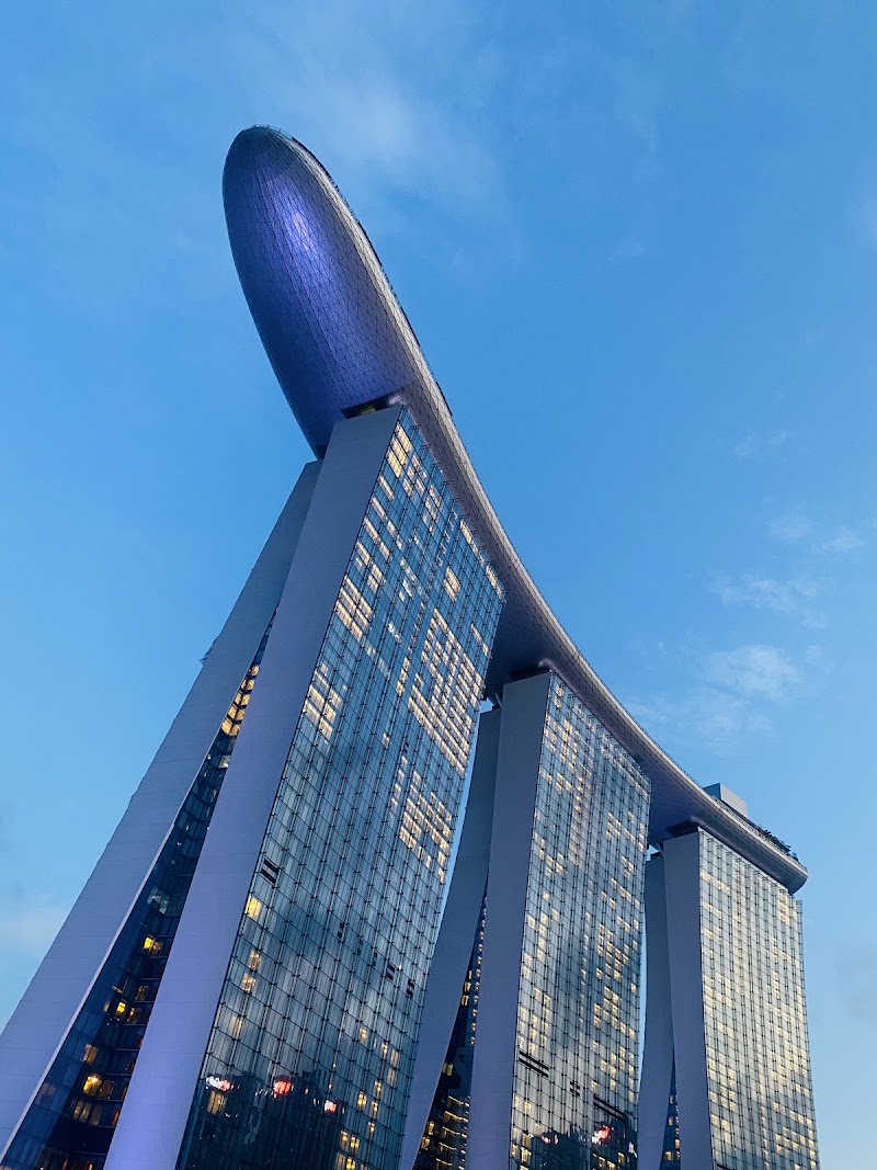 SkyPark Observation Deck - SkyPark Observation Deck 10 Bayfront Avenue, Hotel, Tower 3 Level 56, Marina Bay Sands, Singapore 018956