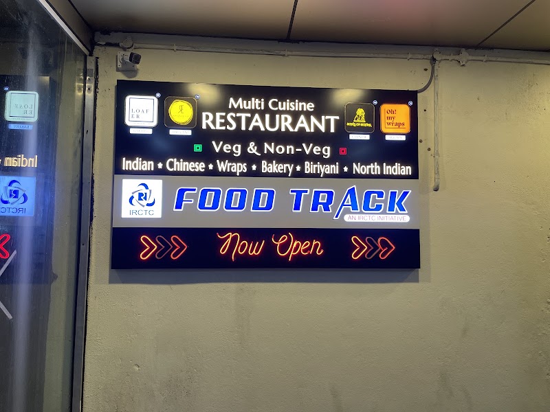 Irctc Food Canteen - Irctc Food Canteen, XHG9+XQM, Kempegowda, Majestic, Bengaluru, Karnataka 560023, India