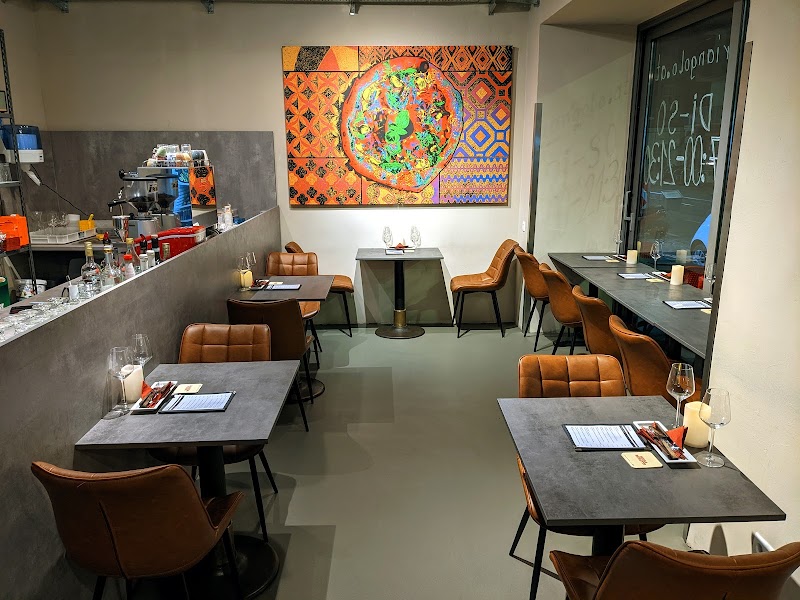 Triangolo - Triangolo, Ottakringer Str. 60, 1170 Wien, Austria