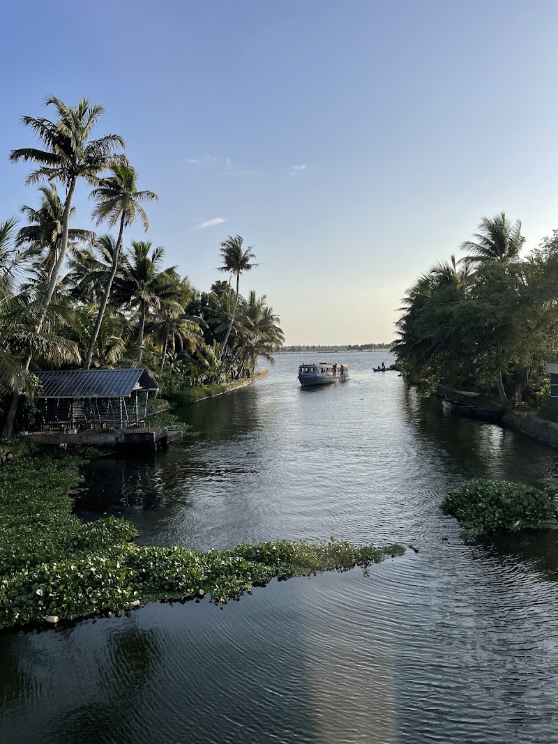 Alappuzha (Alleppey) - Alappuzha (Alleppey), Beach Rd, Kunnumpuram, Alappuzha, Keralam 688012, India