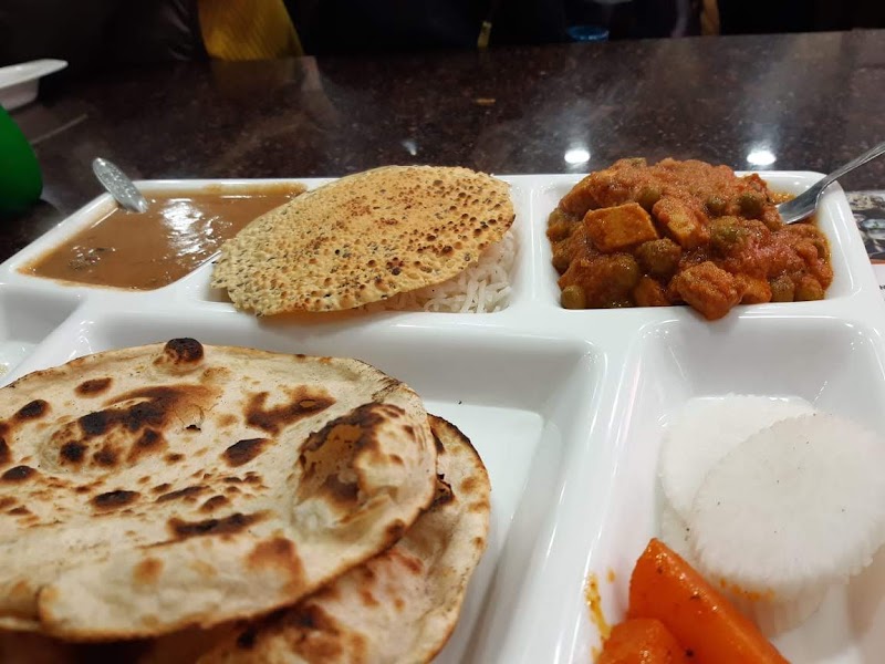 Thali house Restaurant - Thali house Restaurant D-54 Fateh Singh Market Opp. Rajputana Sheraton Hotel, near Railway Station, Gopalbari, Jaipur, Rajasthan 302006, India