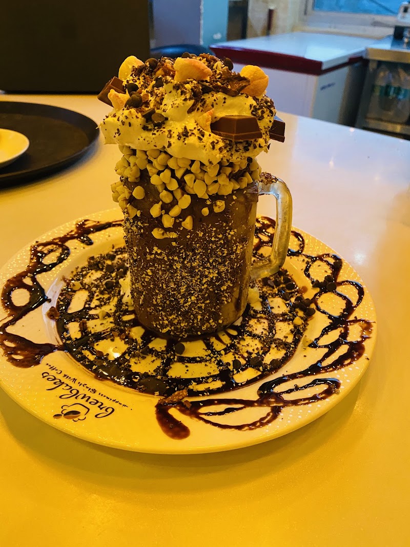 Brewbake café - Brewbake café Brewbake, The Mall, Post Office Rd, near Central Bank, The Mall, Lawi Khurd, Solan, Himachal Pradesh 173212, India