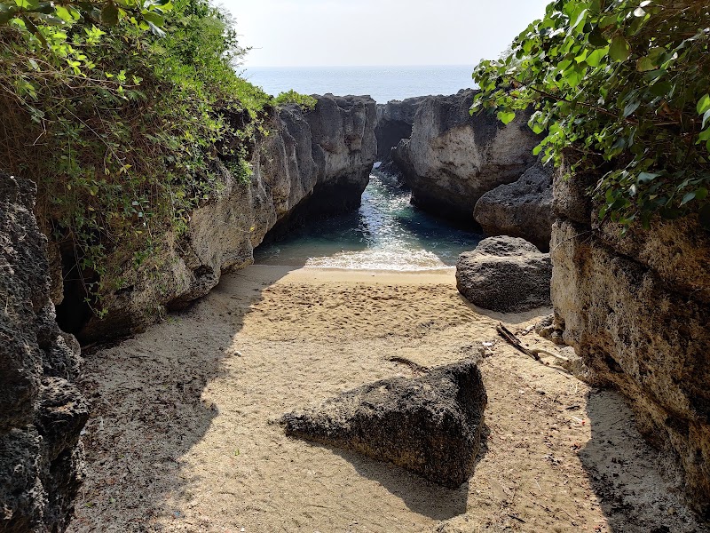 Lobster Cave - Lobster Cave Liuqiu Township, Pingtung County, Taiwan 929