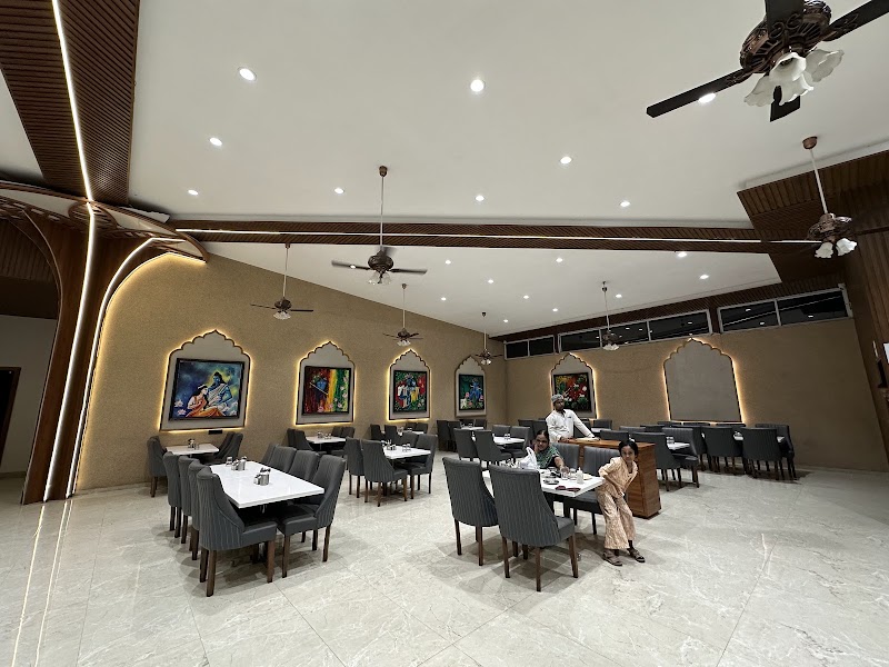 Ram Krishna Veg Restaurant & Banquet - Ram Krishna Veg Restaurant & Banquet Mumbai - Satara Hwy, opp. Univarsal company, Shivare, Maharashtra 412205, India