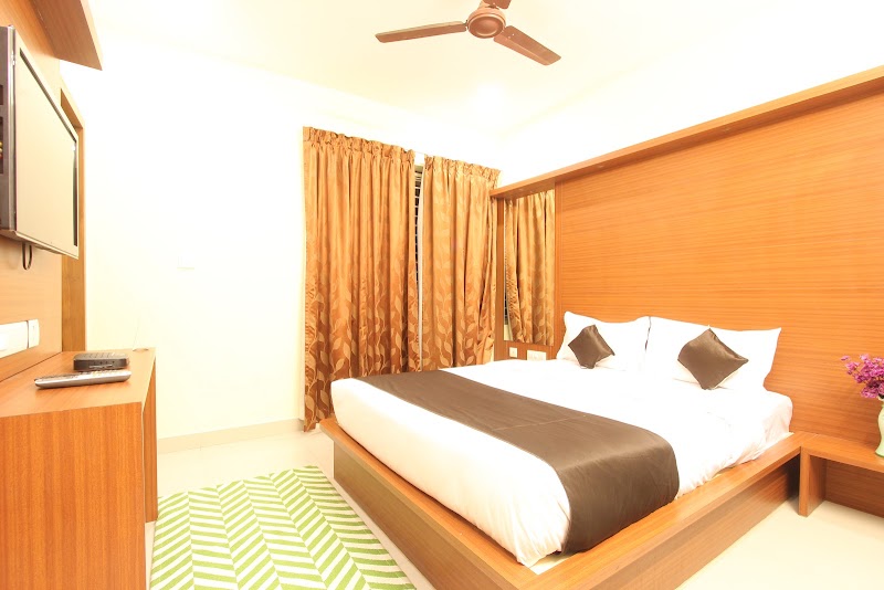 The Grand Inn - The Grand Inn, 2898/1, Keshava Iyengar Rd, behind Suburban Bus Stand, Halladakeri, Mandi Mohalla, Mysuru, Karnataka 570001, India