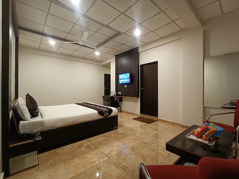Dev Inn Somnath - Dev Inn Somnath, Patan Road, opp. GIDC Veraval, GIDC, Prabhas Patan, Somnath, Gujarat 362268, India
