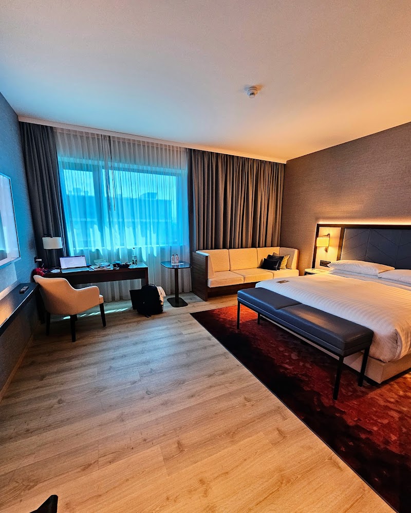 Geneva Marriott Hotel - Geneva Marriott Hotel Chemin du Ruisseau 1, Cointrin, 1216 Genève, Switzerland