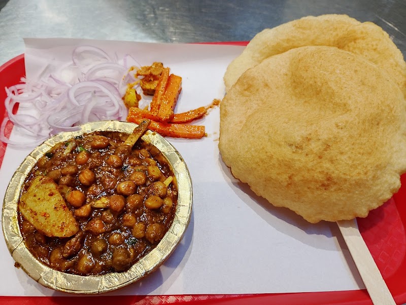 Om Bhature Wale(Regd) - Om Bhature Wale(Regd), 3514, Pyare Lal Rd, Neta Ji Subhash Market, Block 32, Krishna Nagar, Karol Bagh, New Delhi, Delhi, 110005, India