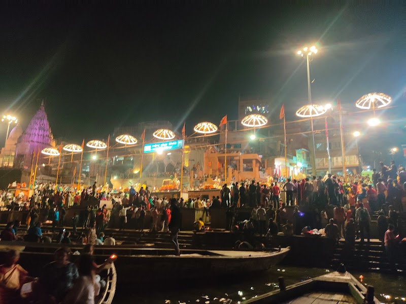 KASHI VISHWANATH HOMESTAY - KASHI VISHWANATH HOMESTAY Ghats of Varanasi, Dashaswamedh, Varanasi, Uttar Pradesh 221001, India