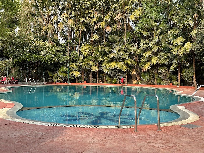 Shraddha Inn Shirdi - Shraddha Inn Shirdi QF9M+PG7, Pimpalwadi Rd, Dattanagar, Shirdi, Maharashtra 423109, India