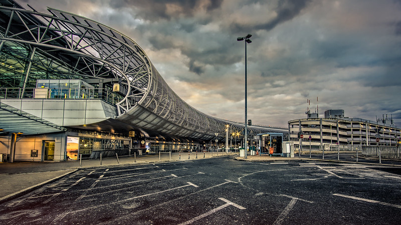 Duesseldorf Airport - Duesseldorf Airport, Flughafenstraße 105, 40474 Düsseldorf, Germany