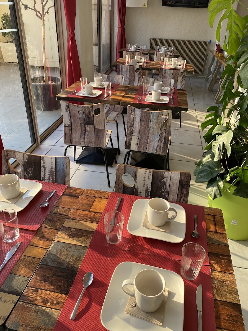 Hotel Saint Georges - Hotel Saint Georges, 45 Prom. de la Côte Vermeille, 66140 Canet-en-Roussillon, France