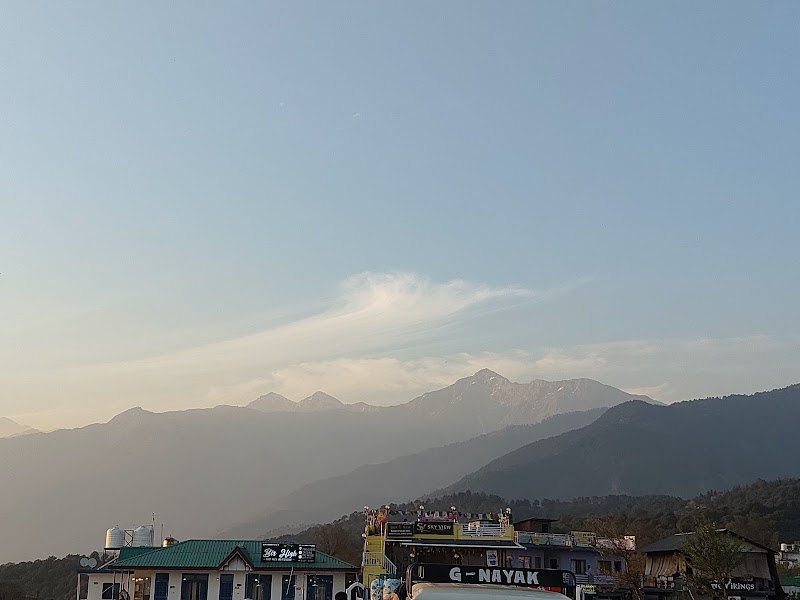 Landing Site Bir - Landing Site Bir, 2PV5+2GX, Landing Road, Bir, Suja, Himachal Pradesh 176077, India
