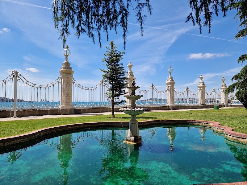 Dolmabahçe Palace - Dolmabahçe Palace, Vişnezade, Dolmabahçe Cd., 34357 Beşiktaş/İstanbul, Türkiye
