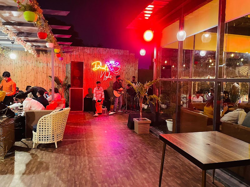 Avani Garden By Devils Night Amritsar - Avani Garden By Devils Night Amritsar Hotel Basera, Queens Rd, Crystal Chowk, INA Colony, Amritsar, Punjab 143001, India